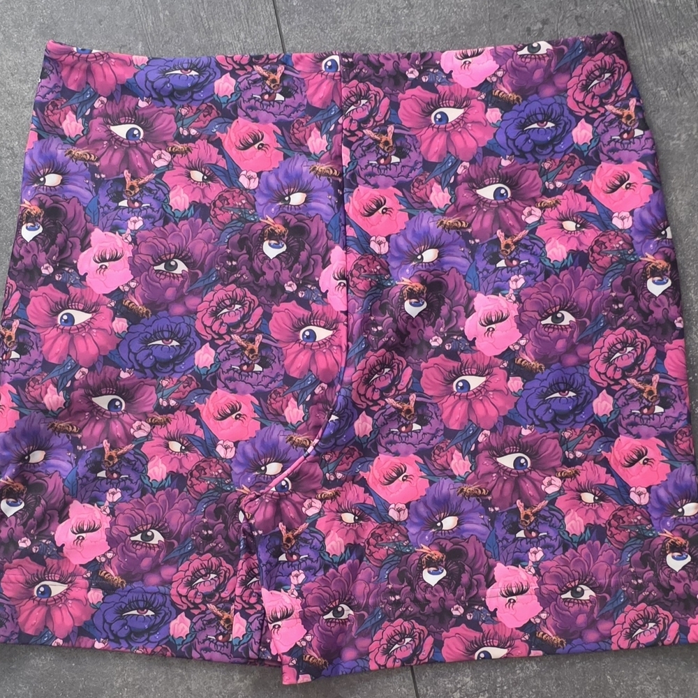 Blackmilk Multicolor Peeking Peony Shorts